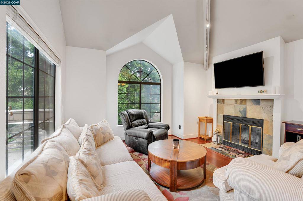 San Ramon, CA 94582,312 S Overlook Dr
