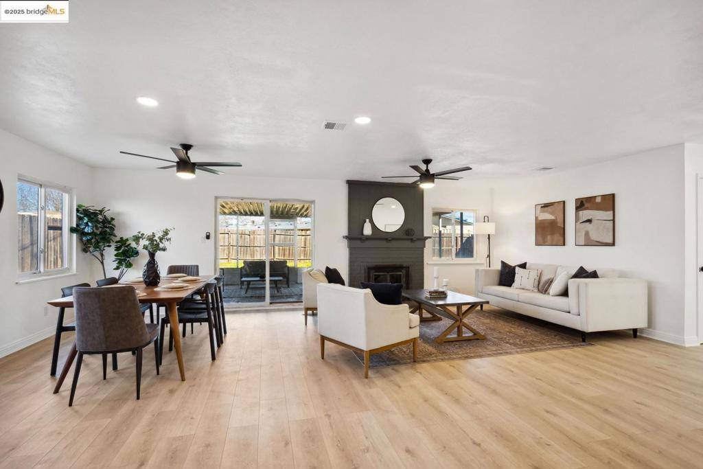 North Highlands, CA 95660,6752 Medora DR