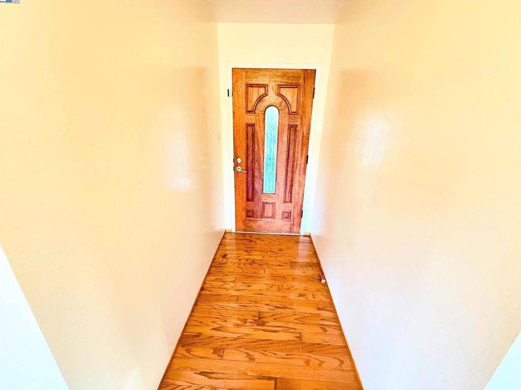 San Leandro, CA 94577,2271 W Avenue 135Th