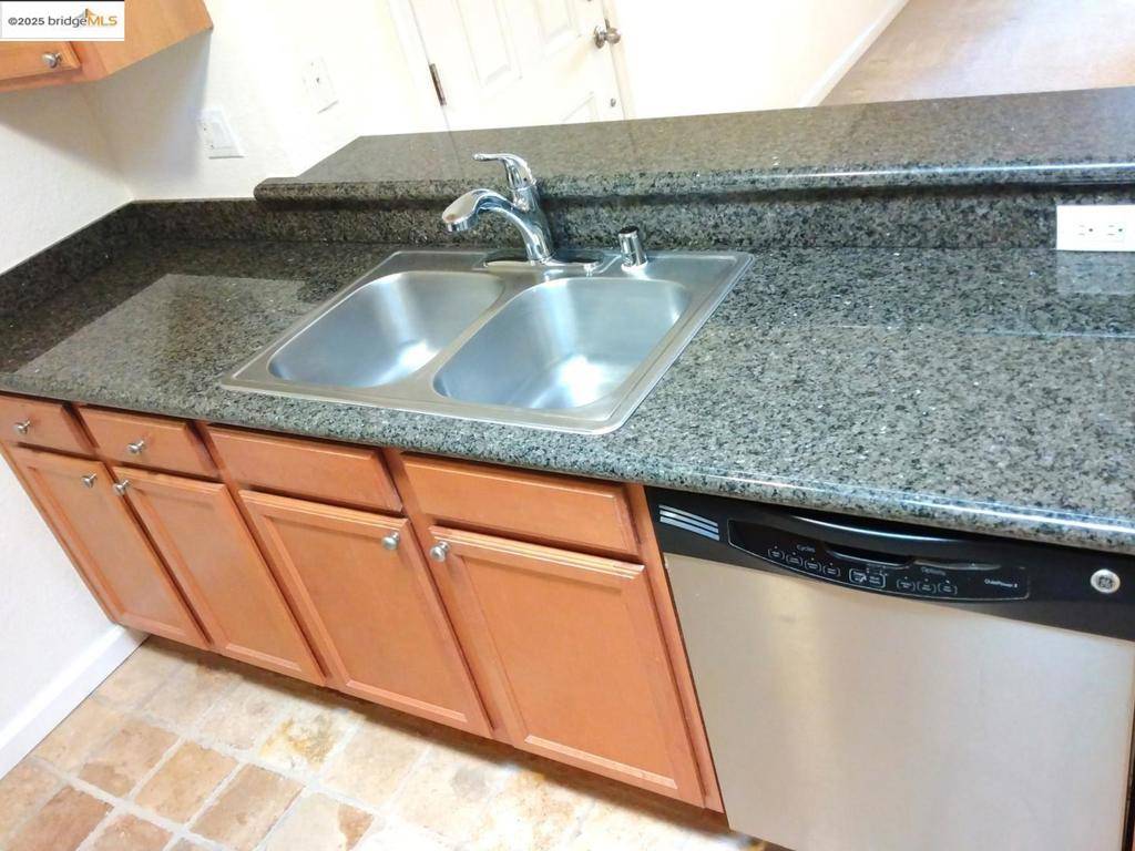 Milpitas, CA 95035,440 Dempsey RD #UNIT 241