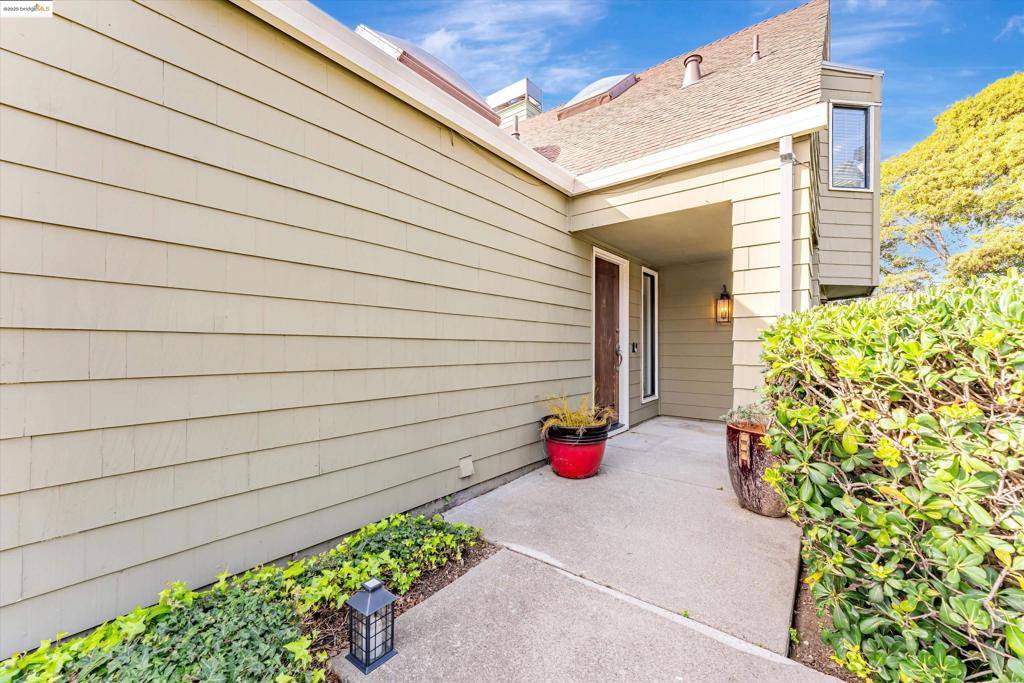 Richmond, CA 94806,2698 Longview Dr