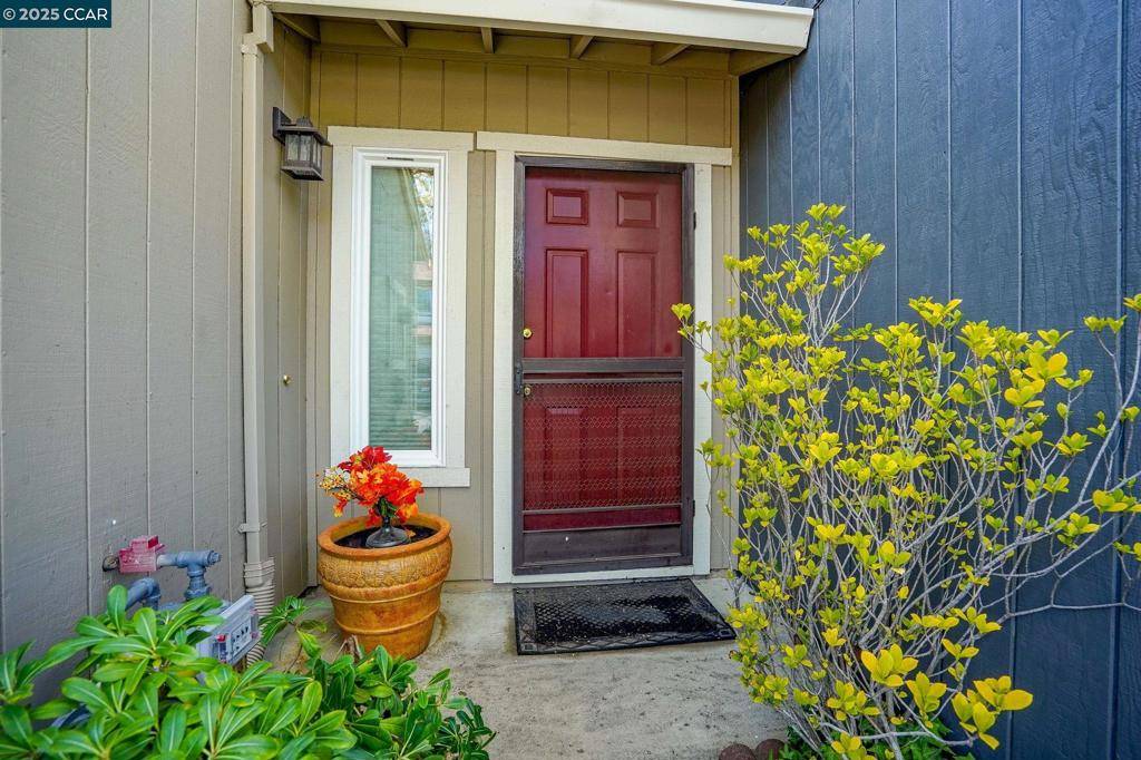 Martinez, CA 94553,4836 Starflower Dr