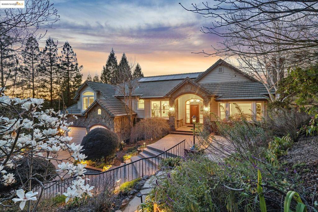 Moraga, CA 94556,29 Harrington Rd