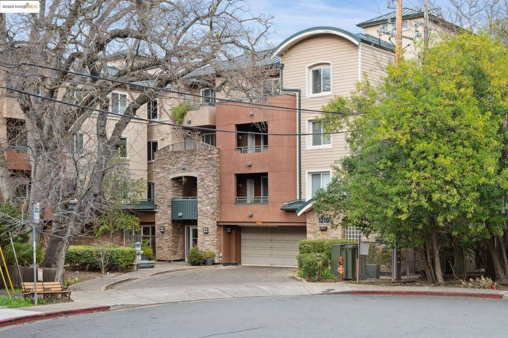 Walnut Creek, CA 94596,1310 Creekside Dr #103