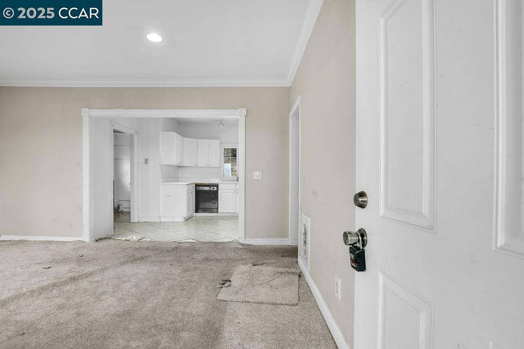 Martinez, CA 94553,1444 Dineen Street