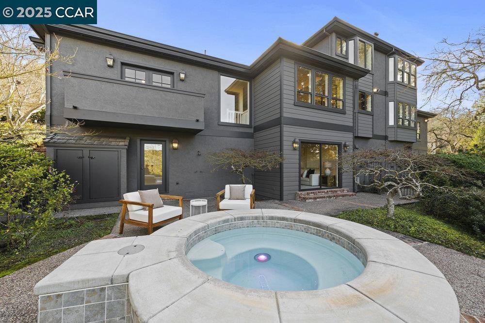 Orinda, CA 94563,23 Wood Acres Ct
