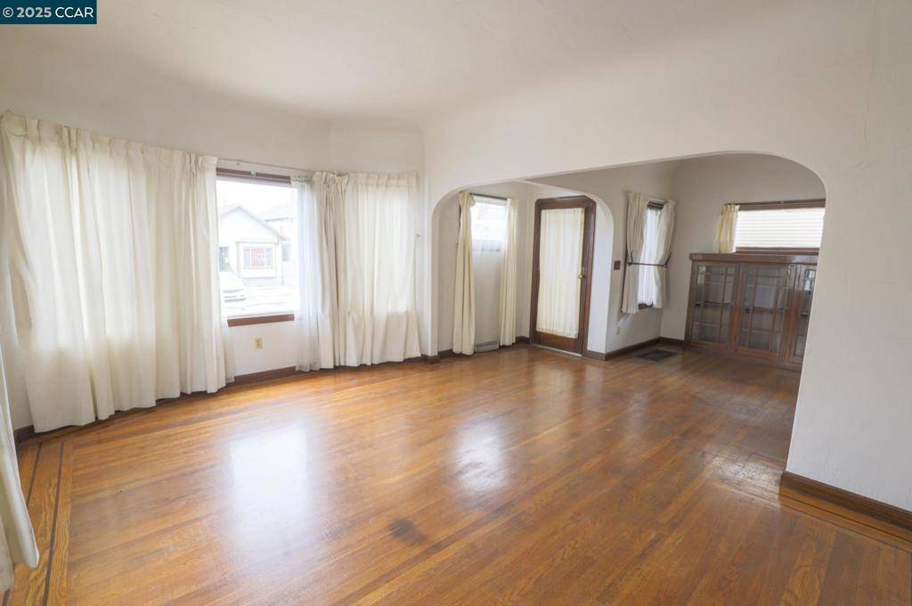 Oakland, CA 94601,1824 40Th Ave