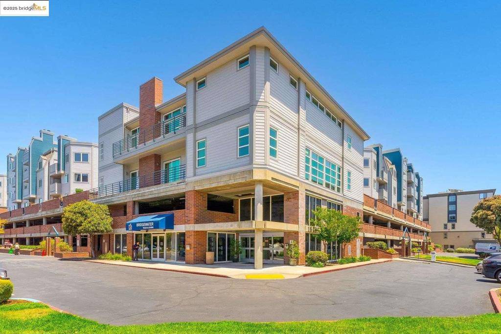 Emeryville, CA 94608,6400 Christie AVE #5210