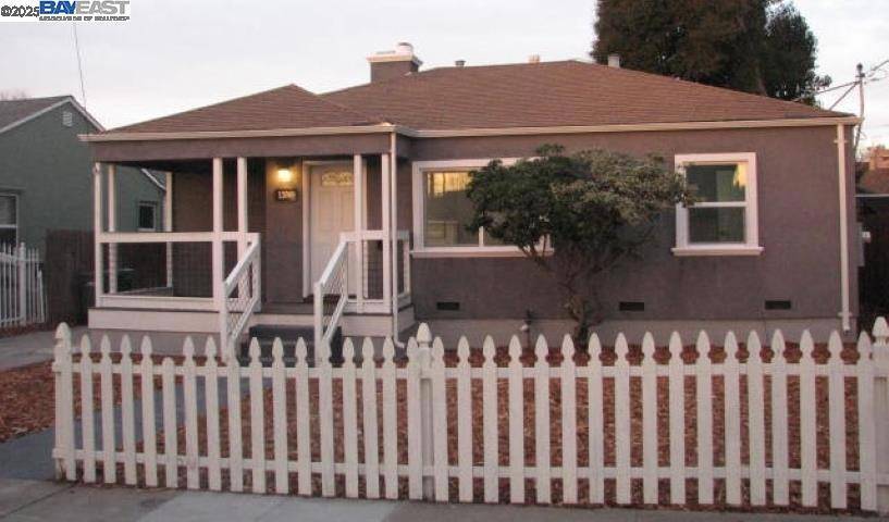 Oakland, CA 94603,11048 Novelda Dr