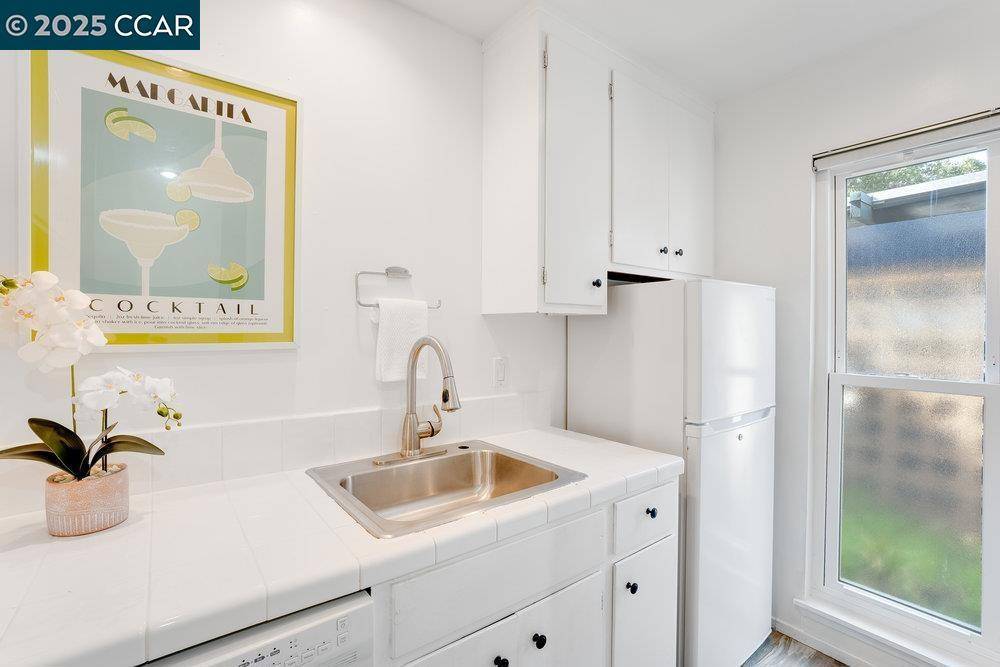 Walnut Creek, CA 94596,1411 Creekside Dr #11