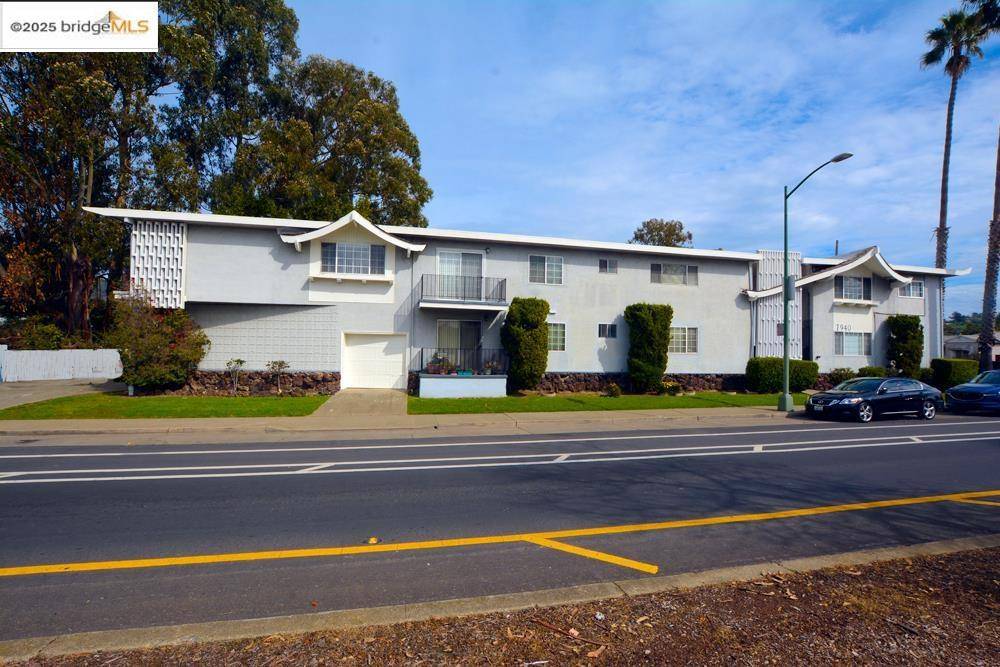 Oakland, CA 94605,7940 Bancroft Ave