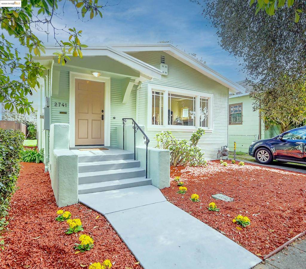 Berkeley, CA 94702,2741 Acton