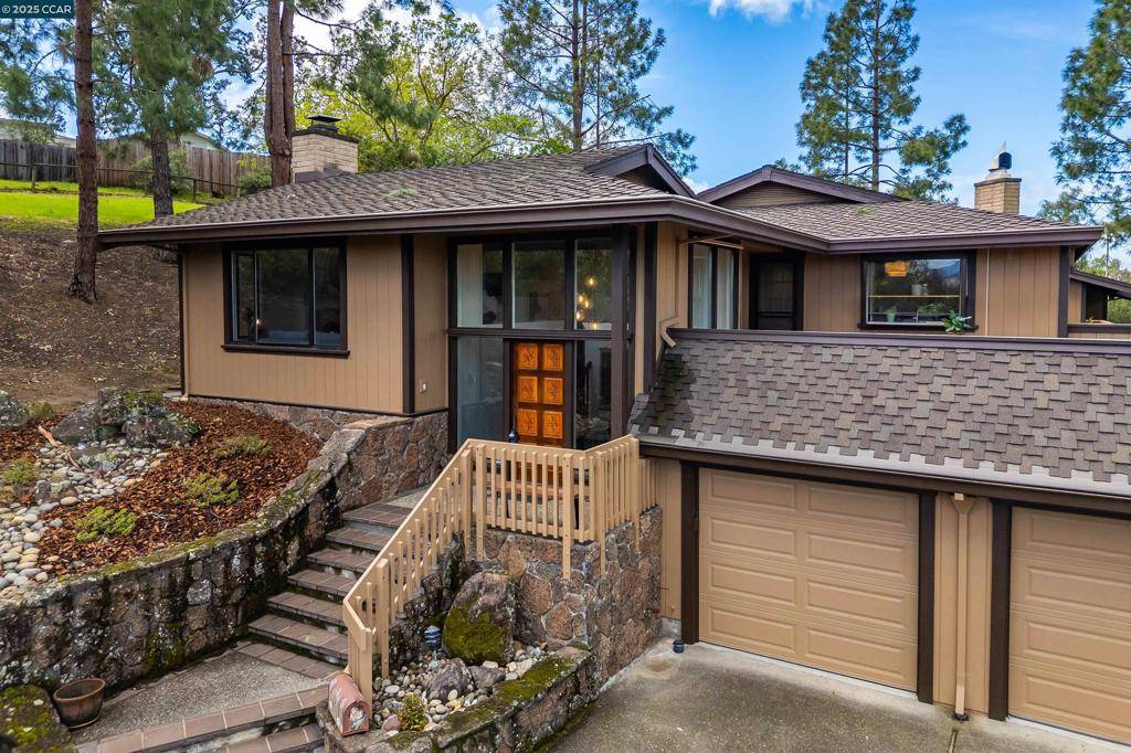 Concord, CA 94518,910 Ridge Dr