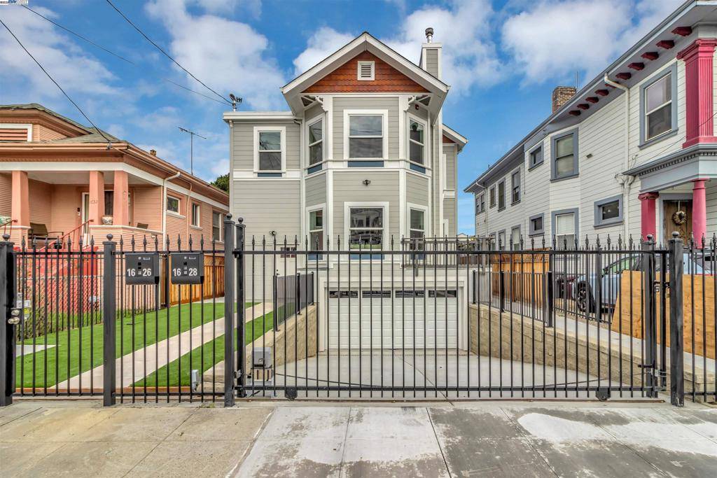 Oakland, CA 94607-1512,1628 14th Street #1628