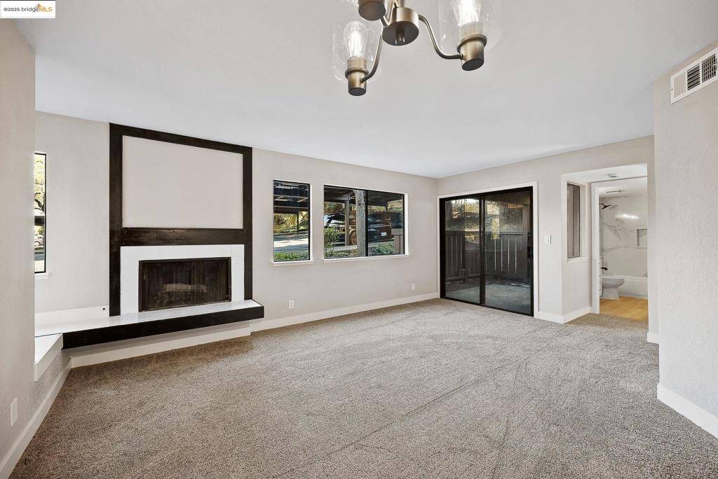 Pleasant Hill, CA 94523,872 Camelback Place