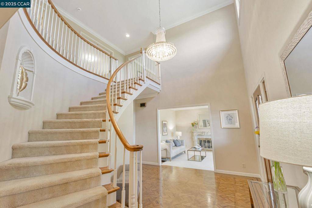 Lafayette, CA 94549,3268 Greenhills Dr