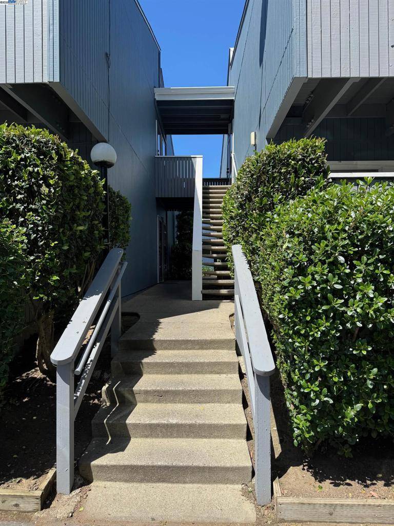 San Bruno, CA 94066,213 Boardwalk Ave #A