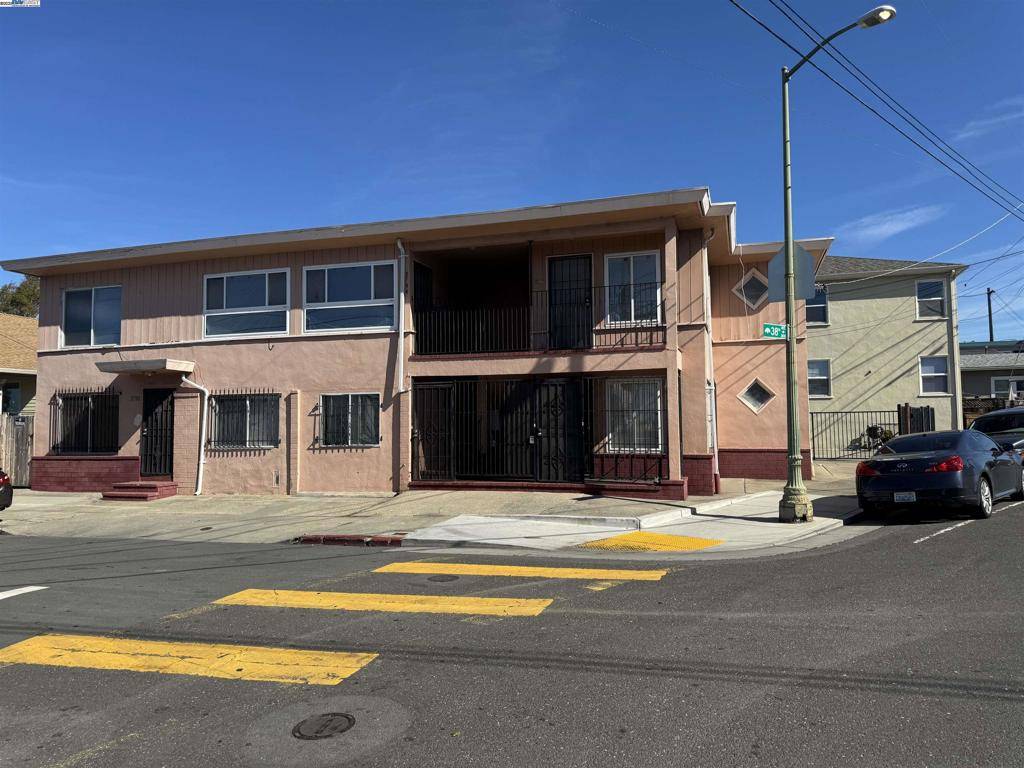 Oakland, CA 94619,3792 Angelo Ave