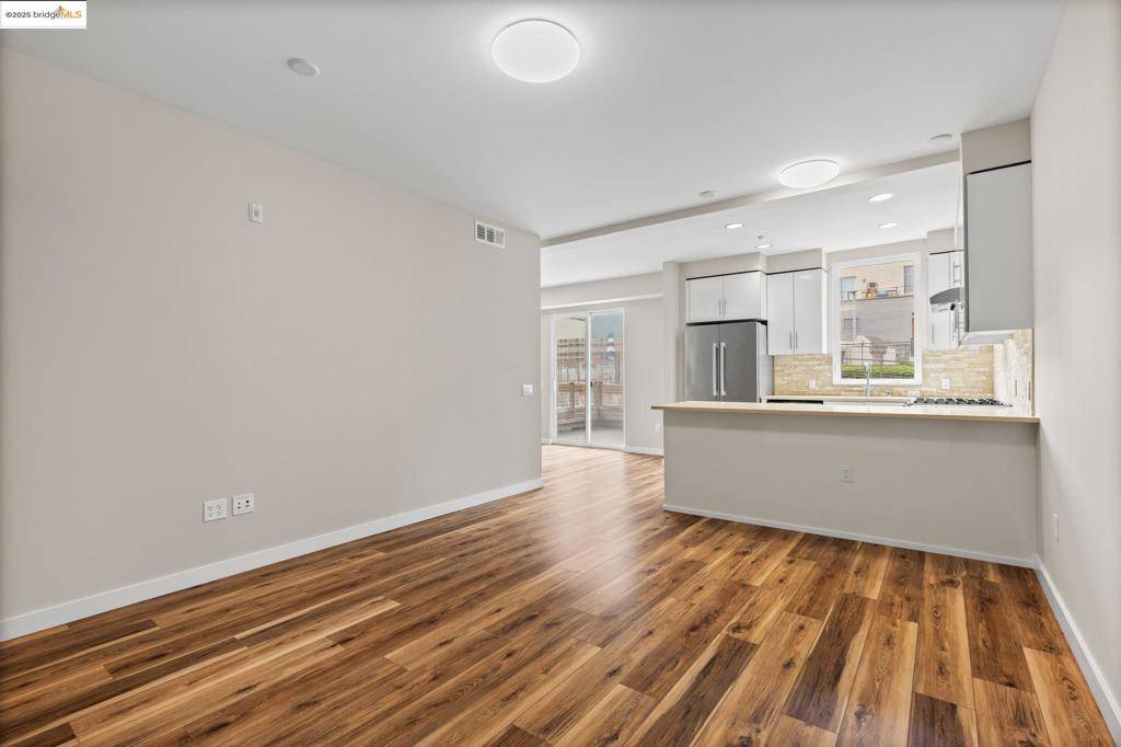 San Francisco, CA 94124,555 Innes Ave #309