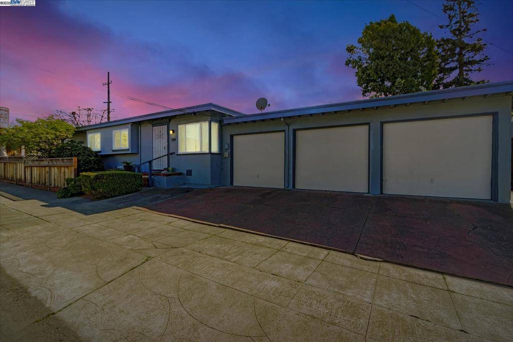 Oakland, CA 94619,3482 Loma Vista Ave