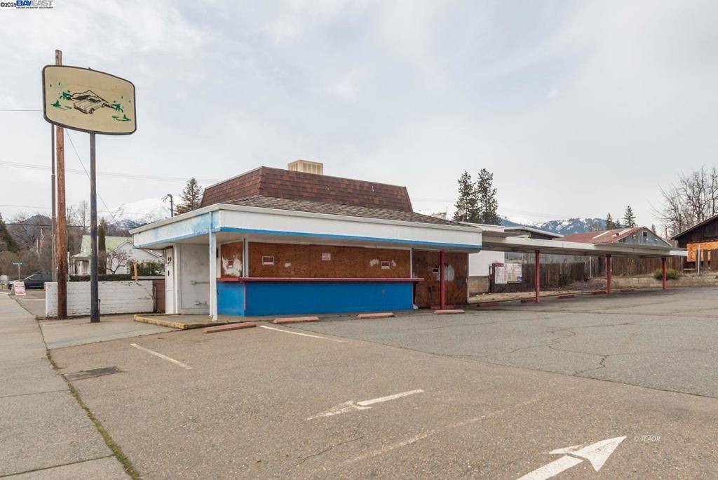 Weaverville, CA 96093,1081 Main St.