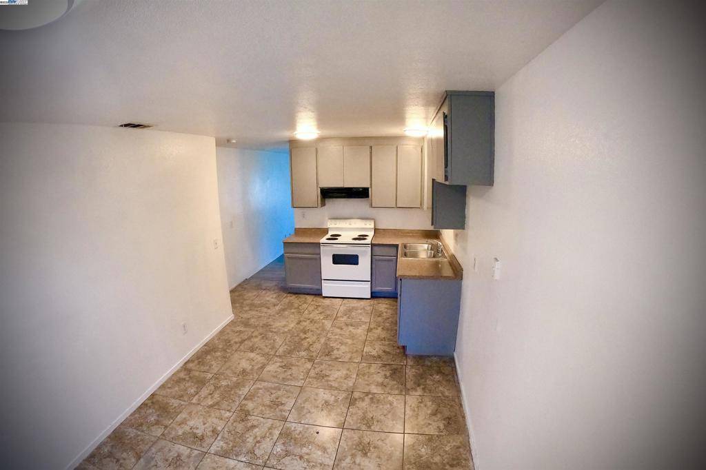 Stockton, CA 95209,8829 Kelley Dr