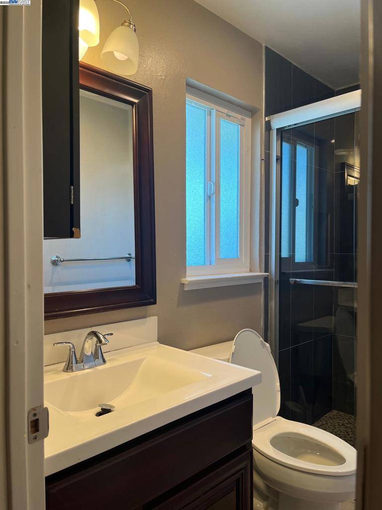 Fremont, CA 94536,38270 Farwell Dr