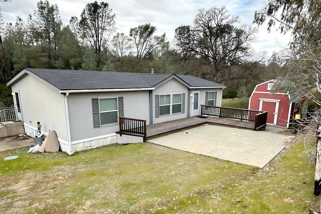 Corning, CA 96021,7255 Chuck Wagon Road