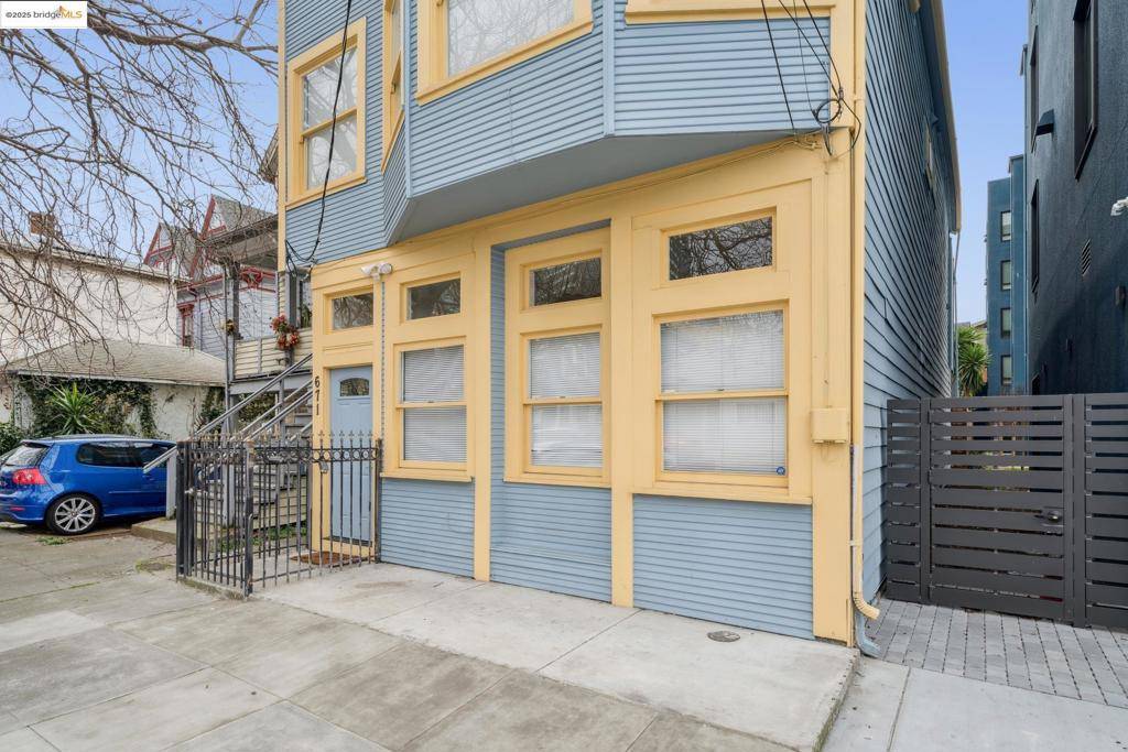 Oakland, CA 94607,671 9Th St