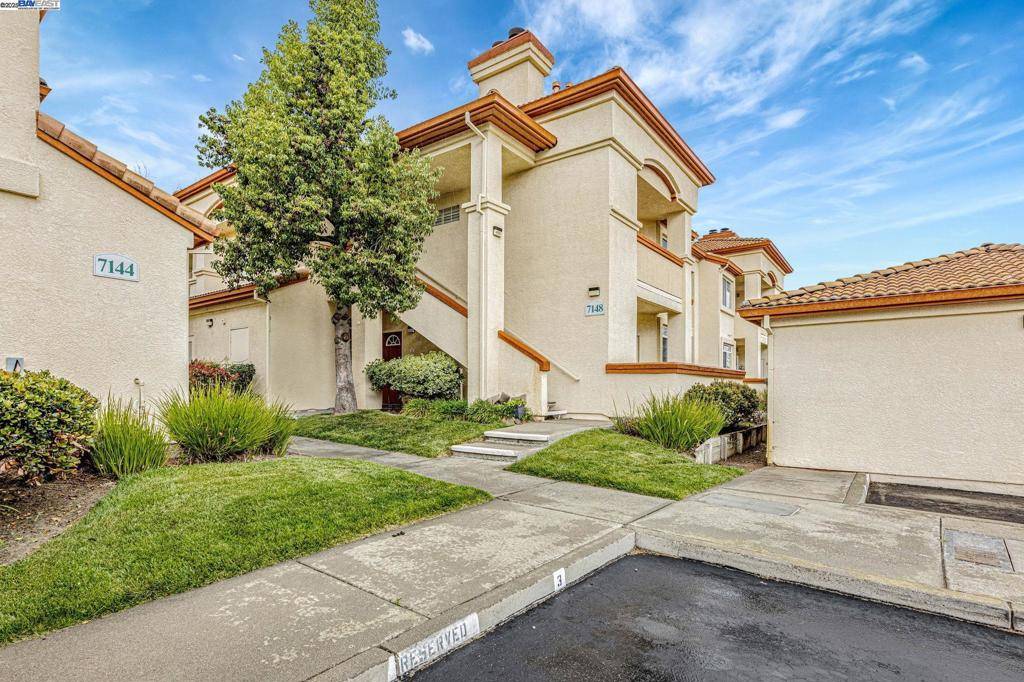 Dublin, CA 94568,7148 Dublin Meadows St #A