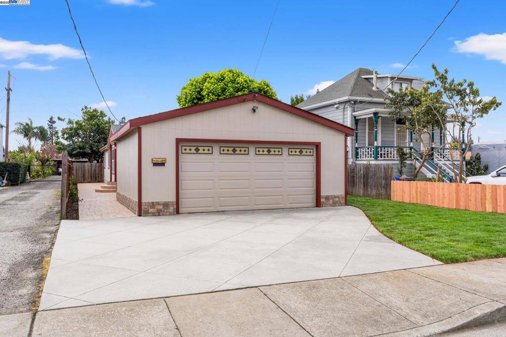 San Lorenzo, CA 94580,934 Delano St