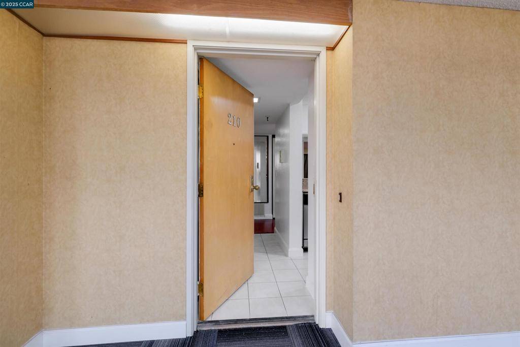 San Leandro, CA 94577,1132 carpentier st #210