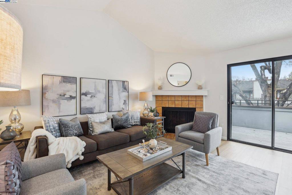 Newark, CA 94560,6354 Joaquin Murieta Ave #382-E