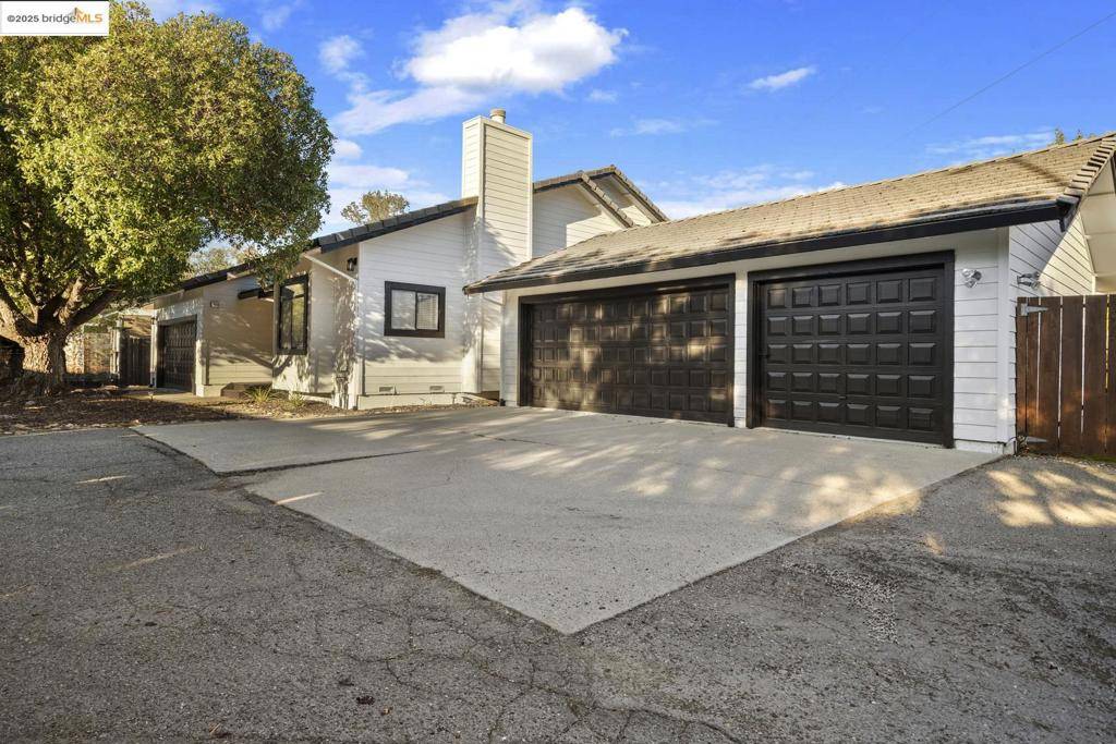 El Sobrante, CA 94803,610 Stanley LN