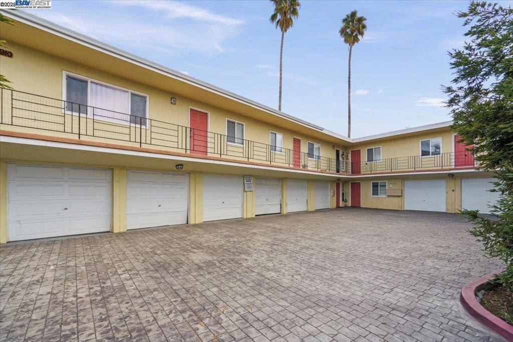 Hayward, CA 94544,26910 Manon Ave