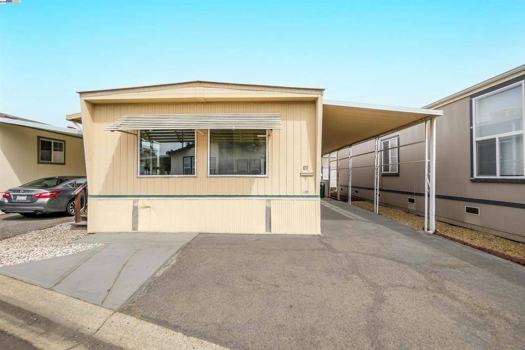 Hayward, CA 94545,1200 W Winton Ave