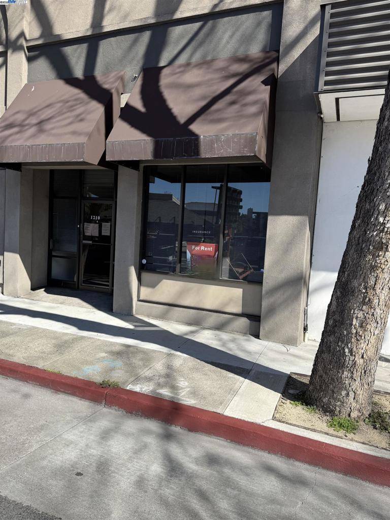 San Leandro, CA 94577-9999,1210 E 14th St.