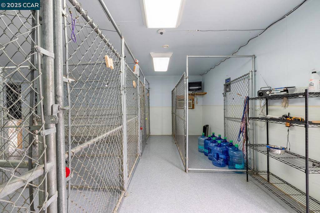 Windsor, CA 95492,7050 Starr Rd