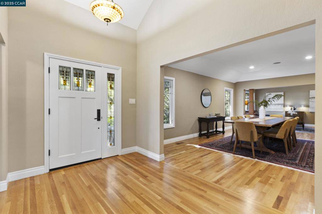 Walnut Creek, CA 94598,350 Pine Creek Rd