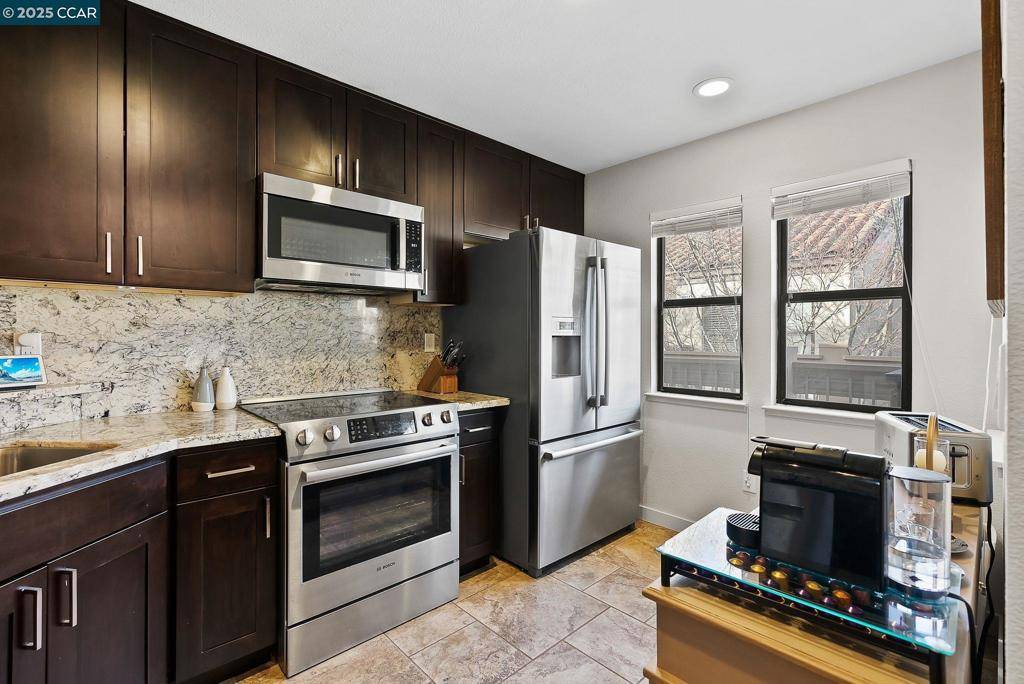 Walnut Creek, CA 94595,1233 S Villa Way