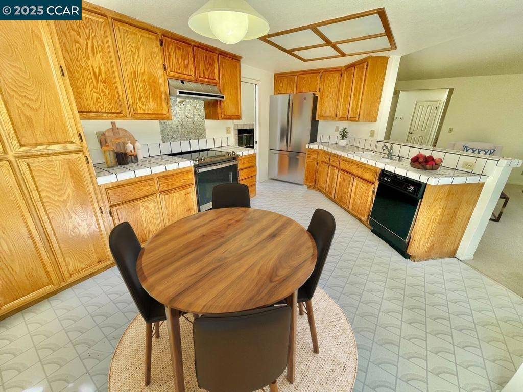Pittsburg, CA 94565,346 Aguilar Pl