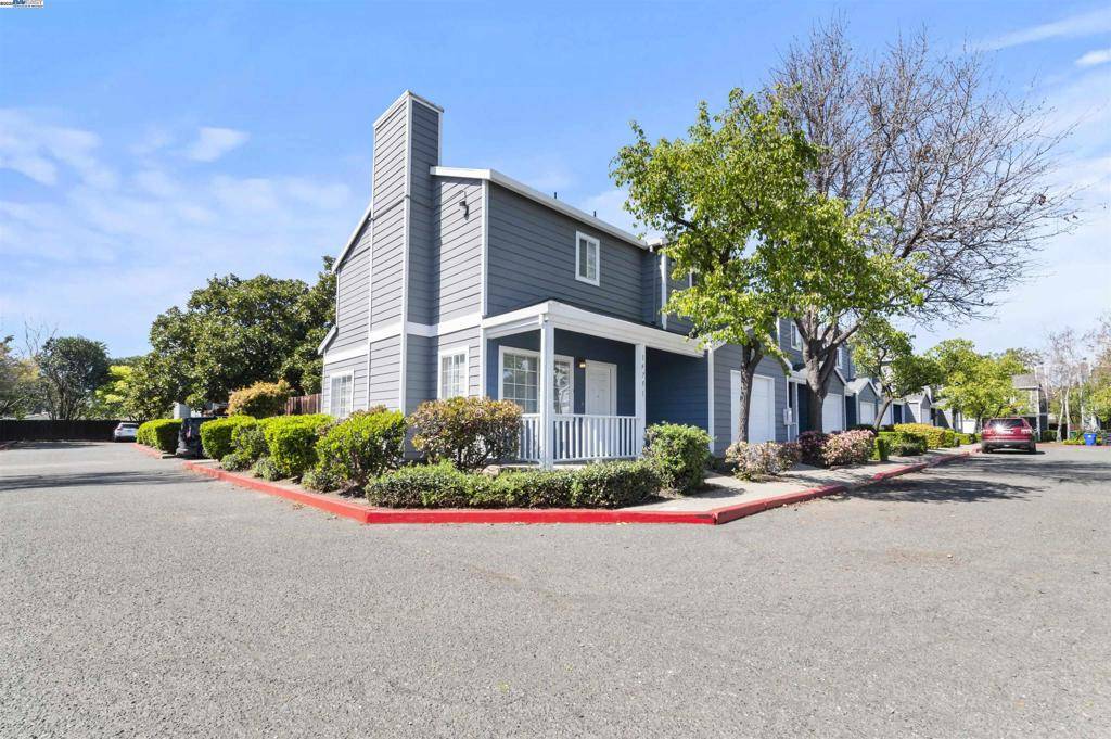Hayward, CA 94541,19751 Medford Cir #9