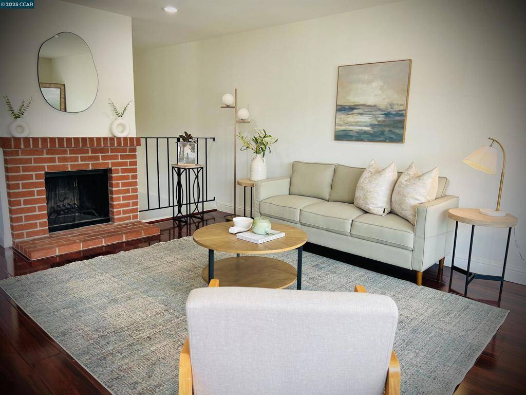 Daly City, CA 94014,369 E Moltke St