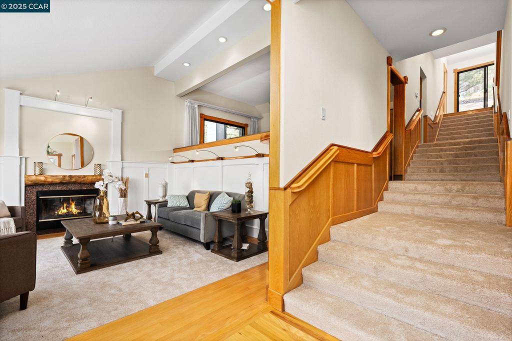 Walnut Creek, CA 94595,151 Spyrock Ct