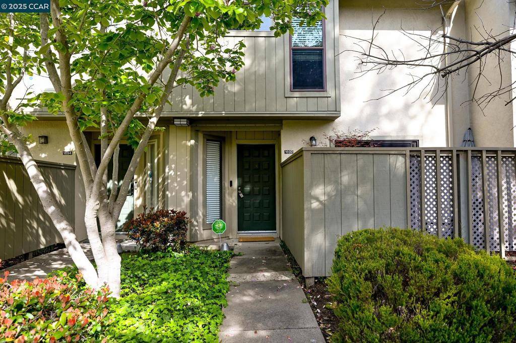 Walnut Creek, CA 94597,1692 Parkside Dr