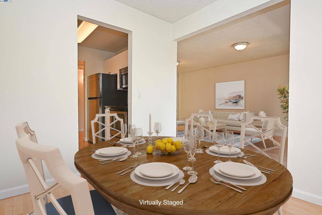 Walnut Creek, CA 94596,320 N Civic Dr #307
