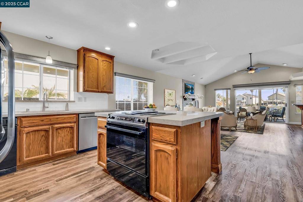 Discovery Bay, CA 94505,2391 Newport Dr