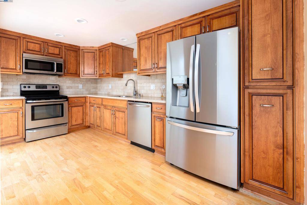 Walnut Creek, CA 94595,1141 PTARMIGAN DR #6