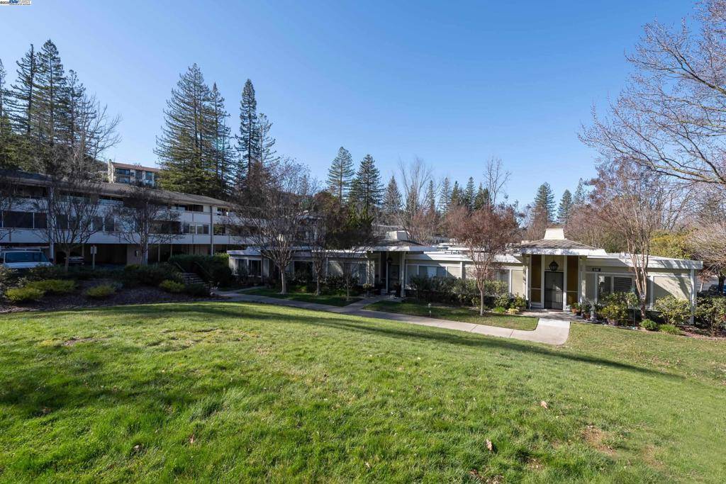 Walnut Creek, CA 94595,1141 PTARMIGAN DR #6