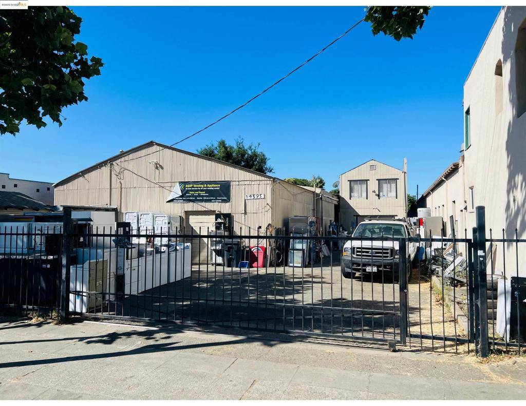 San Leandro, CA 94578-2814,14595 E14th